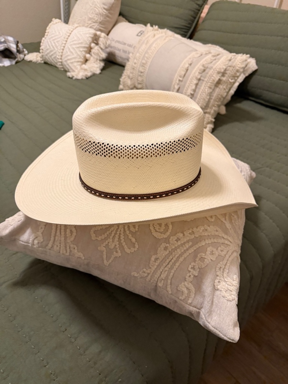 Stetson Cream Straw Cowboy Hat with Brown Band- Size 7 5/8 - Picture 3 of 9